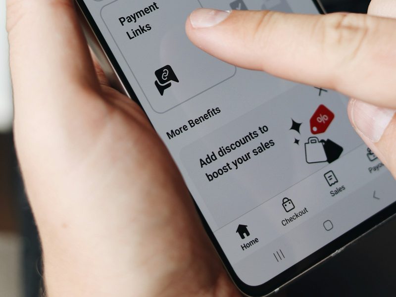 Smartphone icon representing mobile and wireless plans